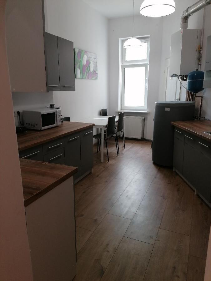 Hostel Tulip - Pokoj 7 Ze Wspolna Lazienka I Kuchnia Szczecin Kültér fotó